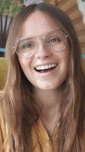 Samara Hunt's Instagram, Twitter & Facebook