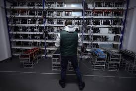 Ukraine is preparing draft legislation to legalize cryptocurrencies, according to a post by a member of the ukrainian parliament, alexei mushak, on his facebook page tuesday, may 15. Meet Ukrainians Who Make Money Off Cryptocurrencies Kyivpost Ukraine S Global Voice