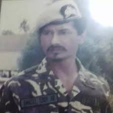 5 Potret masa muda ayah Rizky Billar, gagah pakai seragam