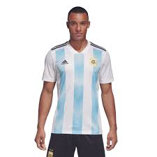 Das select argentina trikot besticht durch seinen klassischen rundhalskragen und dem nadelstreifendesign. Afa Argentinien Trikot Home Kinder Wm 2018 Sportiger De