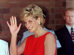 Lady Diana Ce Repas De Noel De La Famille Royale Durant Lady Diana Diana Famille Royale