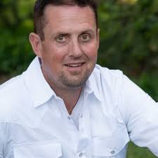 Cheers to my fellow classmates who joined me