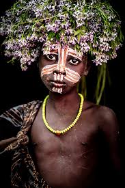 Tribal body painting photos — Glass