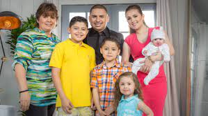 Learn about larry hernandez's age, height, weight, dating, wife, girlfriend & kids. 8 23 Hernandez Talks Larrymania Death Of Torbellino