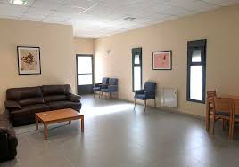 Si buscas un gran casa alta con mucha amplitud y en pleno centro de. Casar De Caceres Grupoia