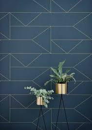 Https Www Fermliving Com Webshop Shop Wallpaper Lines Wallpaper Dark Blue Aspx Https Www C Papier Peint Geometrique Papier Peint Tapisserie Bleu
