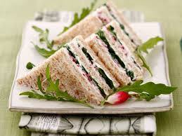 Club Sandwich Au Fromage Frais Radis Et Roquette Recettes Recette Recettes De Cuisine Alimentation Recette
