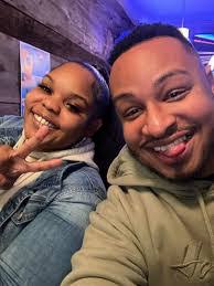 Julian Bonner's Instagram, Twitter & Facebook