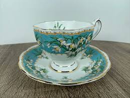 Vintage Fine Bone China Queen Anne Marilyn Tea Cup & Saucer Set Snowdrop  Flower