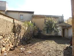 Al livello superiore ampia terrazza coperta. Vendita Rustico Casale A Guspini Rif Lt7222rc96443