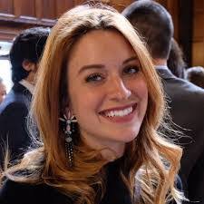 Berta Summers's Instagram, Twitter & Facebook