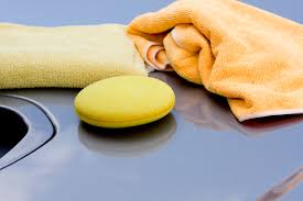 Applying car wax as recommended, in the proper amounts, and using the right techniques, is another variable that can impact longevity. The Dos And Don Ts Of Car Waxing A Guide For Auto Detailing Students