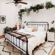Love This Plant Ledge Schlafzimmer Neu Gestalten Rustikales Schlafzimmer Wohungsdekoration