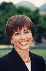 Dorothy Hamill C 2010 Wedge Haircut Dorothy Hamill Haircut Wedge Hairstyles