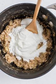 There are 190 calories in 1 container (7.1 oz) of fage total 5% plain greek yogurt. Greek Yogurt Oatmeal Eating Bird Food
