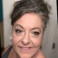 Melissa Mauch's Instagram, Twitter & Facebook