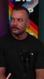 Una conversaicon muy #madrid #sirpeter #disruptivos #scruff #debate  #debatesocial #cambio @Disruptivos Videopodcast