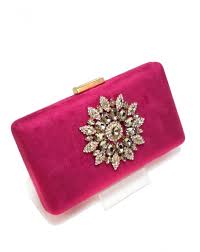 En azul brillante, con cadena plateada. Hermoso Bolso Clutch De Fiesta Color Fucsia Con Roseton A Buen Precio