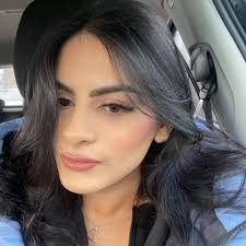 Looking for someone to make me a cake for 30th November that can deliver to  LS9 it's for a 80th birthday gonna be between 30-50 guests