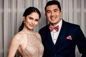 (tdt) watch the video here: Showbiz Portal Yearender Part One Romance In Showbiz 2020 Who Got Married Who Got Engaged Who Broke Up