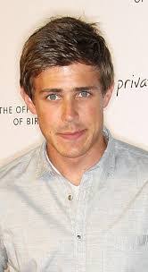 Christopher Lowell's Instagram, Twitter & Facebook