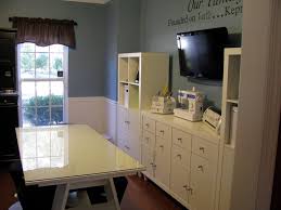 Ikea Expedit Setup This Would Be An Awesome Craft Space Home Office Design Home Office Furniture Arrangement