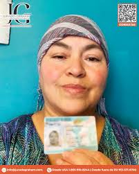 🌟 ¡Felicidades a Carmen por su increíble esfuerzo y dedicación! 🎉👏  Siempre has estado al pie del cañón, y hoy celebramos contigo el gran logro  de haber obtenido tu residencia permanente. #Inmigracion #