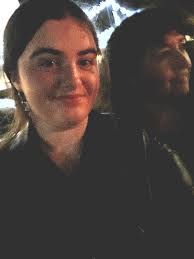 Lovely treat to listen some Irish tunes before the Festival in a van 'Hope  Blooms' kicks off. Followed by live music! Narrative 4 Ireland  @festivalinavan