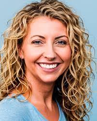 Kelli Marion's Instagram, Twitter & Facebook