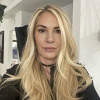 Danielle Sporn's Instagram, Twitter & Facebook