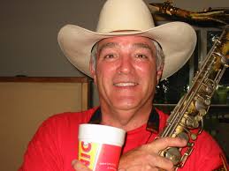 Behind the Music 🎥 Go behind the scenes! Share exclusive band footage,  studio diaries, or rehearsal room antics.