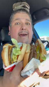 It’s GAME DAY!! Whataburger vs IN-N-OUT