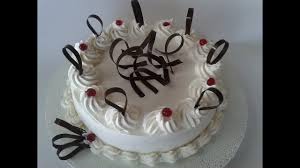 Decorare Una Torta Di Compleanno Con Panna Montata Youtube
