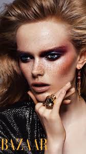 Desgraciadamente la marca de cosméticos @helenarubinstein ha desaparecido  del continente americano desde 2023 ya únicamente la podemos encontrar en  Europa y solo el tratamiento ya que el maquillaje también ha sido retirado.