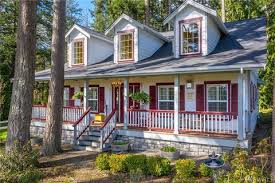 Anacortes Wa Real Estate Anacortes Homes For Sale Realtor Com Waterfront Homes Real Estate Estate Homes