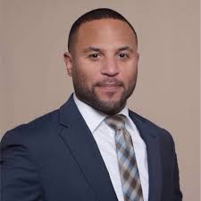 Come join my team! I have two positions in Social Intelligence! The  application window closes Jan 22. The job title is Social Media Reporting  Analyst. Please share widely. to anticipate some of