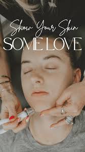 Watch these bubbles do all the dirty work so your skin doesn’t have to 🫧⁠,  ⁠, This isn’t your average facial—this is DiamondGlow, and those satisfying  little bubbles? They’re part of a high-tech ...