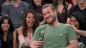 Estou com 38 anos e rodei bastante o brasil, aproveitei bem aquele momento e trabalhei muitos anos na globosat. Altas Horas Diego Alemao Diz Que Ainda E Lembrado Por Triangulo No Bbb7 Assista Online Globoplay