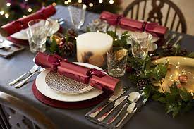 Maybe you would like to learn more about one of these? 30 Elegant Christmas Table Settings Stylish Holiday Table Centerpieces