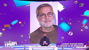 Listen online, no signup necessary. Laurent Ruquier Parle De Ces Sms Qui Lui Ont Ete Envoyes Par Cyril Hanouna Nextplz