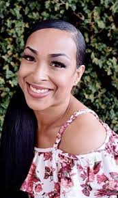 Carla Hooker's Instagram, Twitter & Facebook