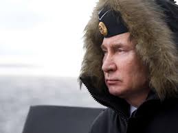 Er liebt die pose des starken mannes und lässt sich auch mal oben ohne auf bä. Wladimir Putin Russlands Prasident Und Schrecken Des Westens Politik