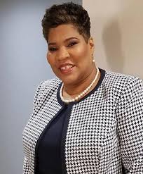 Deidre Gray's Instagram, Twitter & Facebook