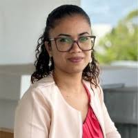 200+ perfiles de «Laurenza»