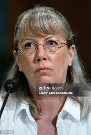 600 Kbr Photos & High Res Pictures