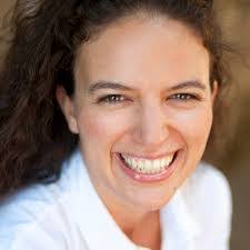 Mia Forbes's Instagram, Twitter & Facebook