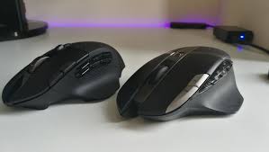 • g604 has a wireless range of up to 10 meters to ensure optimal performance in noisy wireless environments, it is recommended to keep the receiver within 20 cm of the mouse • keep the mouse and receiver 2 m+ away from wireless routers or other 2 4 ghz wireless devices to minimize environmental noise > 2 m ~ 20 cm Noone Is Showing Off Stuff Let Me Do It Then My New G604 And G602 Upgrade That I Dreamed Off Logitechg