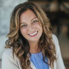 Amanda Klimczak Damsch