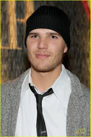 Bella Thorne & Chris Zylka: Guess & Harper's Bazaar Dinner Duo: Photo  617870