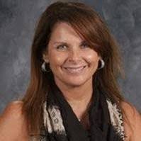 Polly Barry's Instagram, Twitter & Facebook